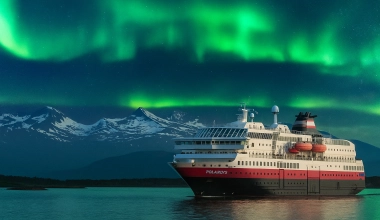 Expediční plavby za polární září s Hurtigruten
